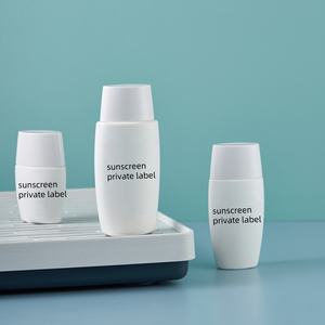 <span class=keywords><strong>Crème</strong></span> solaire de marque privée Hydratant pour le visage 50ml Vegan Vegan Herbal Niacinamide Aloe Centella pour la protection solaire - Product Image 4