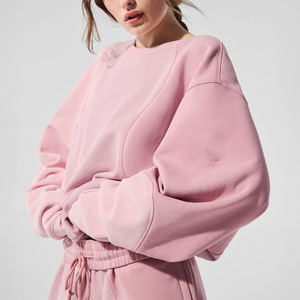 Ensemble survêtement sport personnalisé : pantalon de jogging et sweat à capuche de haute qualité, coupe oversize, avec patch brodé et motif uni - Product Image 2