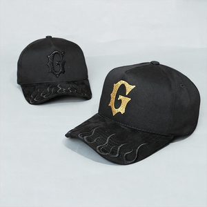 Gorra de béisbol unisex negra al por mayor con estampado en relieve, ajustable, de 5 paneles, con pedrería, para deportes, modelo Rich the Kid - Product Image 1