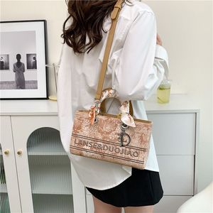 Nouveau sac à main carré pour femme MACK JHARLES, arrivée printemps, luxe haut de gamme, doublure en PU brodée, fermeture à glissière - Product Image 5