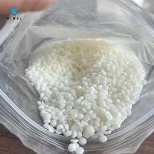 Cera de Soja en Escamas/Gránulos/Bloques de Alta Calidad a Bajo Precio, Cera de Soja con 42-68% de Pureza ℃   Punto de Fusión para la Fabricación de Velas en Frascos sin Grietas - Product Image 1