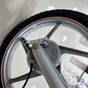 Città a buon mercato 10 pollici <span class=keywords><strong>bici</strong></span> elettrica <span class=keywords><strong>con</strong></span> buone prestazioni <span class=keywords><strong>motore</strong></span> 600W ad alta velocità città <span class=keywords><strong>bici</strong></span> elettrica stile città bicicletta - Product Image 2
