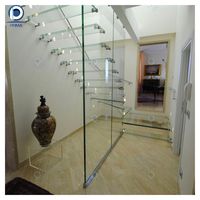 Escalier suspendu Prima Custom en bois de chêne moderne, escalier droit flottant, ensemble d'escaliers avec mur entièrement vitré