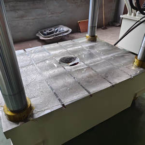 Presse hydraulique à quatre colonnes et trois poutres Taili Y32 400T, pompe à moteur, engrenage, moteur pour pinces médicales en acier inoxydable, pièces de seringue - Product Image 4