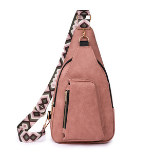 Bolso bandolera de piel sintética suave retro, bolsos de pecho a la moda de gran capacidad con correas de hombro estampadas - Product Image 3