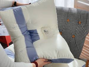 หมอนโพลีเอสเตอร์รุ่นใหม่ ปี 2026 ดีไซน์ทันสมัย แบบเรียบ  ออกแบบตามหลักสรีรศาสตร์ รองรับต้นคอ 3 มิติ - Product Image 4