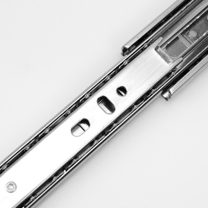 Glissières <span class=keywords><strong>de</strong></span> <span class=keywords><strong>tiroir</strong></span> à fermeture douce à roulement à billes, extensibles en 3 sections, capacité <span class=keywords><strong>de</strong></span> charge <span class=keywords><strong>de</strong></span> 30 kg, pour meubles modernes <span class=keywords><strong>de</strong></span> cuisine, chambre et salle <span class=keywords><strong>de</strong></span> bain - Product Image 1