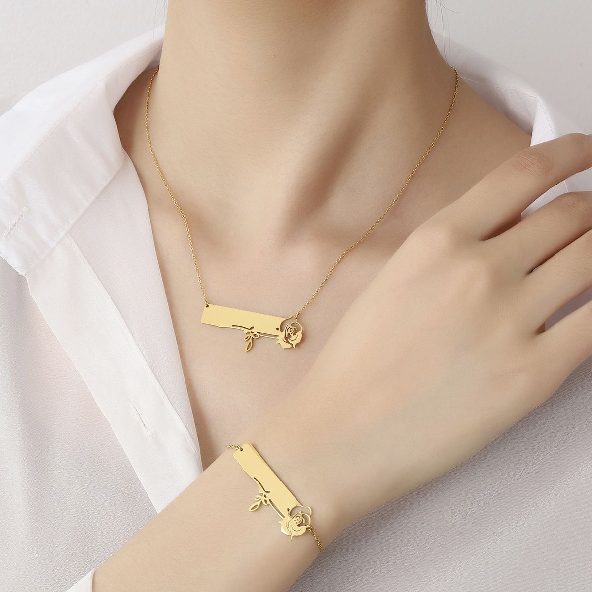 gold bracelet(without butterfly)