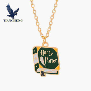 Collar con Colgante de Cadena de Eslabones Chapado en Oro con Diseño de Cuaderno Mágico de Aleación de Zinc, Moderno, al por Mayor, para Aniversario Unisex - Product Image 2