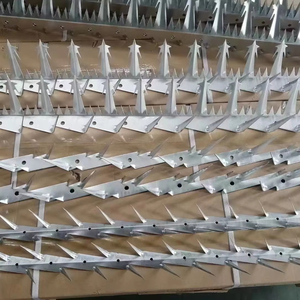 Пластиковая колючая проволока, 8 см - Product Image 1