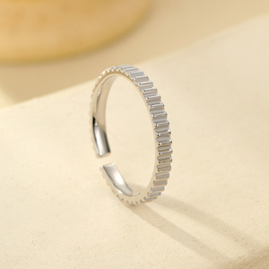 Gear Stripe Verstellbarer <span class=keywords><strong>Ring</strong></span> aus S925-Sterlingsilber, stapelbar, einfacher Stil, Schmuck, geeignet für Männer und Frauen, luxuriöse Geschenke - Product Image 3