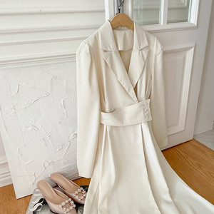 Vestido de Mujer Estilo TKS 2026 de Alta Gama con Solapa y Cintura que Estiliza la Figura, Largo hasta la Rodilla - Product Image 5