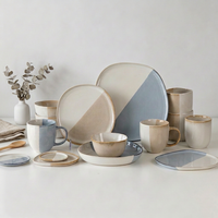 Service de vaisselle en grès bicolore de style nordique EKA, ensemble cadeau fait main avec assiettes, bols et tasses à glaçure réactive pour café et maison