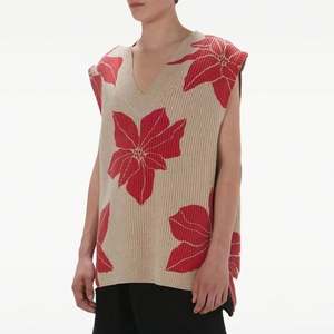 Customized <b>Sleeveless</b> Lightweight Knitted <b>Sweater</b> for <b>Men</b> in Summer, Cool and Stylish, Loose Fitting Vest <b>Sweater</b> for <b>Men</b> - Product Image 1