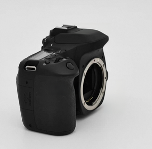 Appareil photo reflex numérique 80D d'occasion – 24,2 MP, autofocus croisé 45 points, 7 ips, écran tactile multi-angle, le meilleur rapport qualité-prix de la gamme moyenne ! - Product Image 4