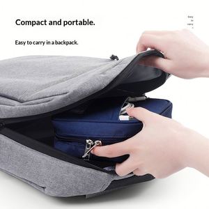 Pochette pour accessoires technologiques en tissu Oxford, résistante à l'eau, design multipoches pour organiser les câbles USB, les chargeurs, les équipements de jeu, bleu marine - Product Image 2