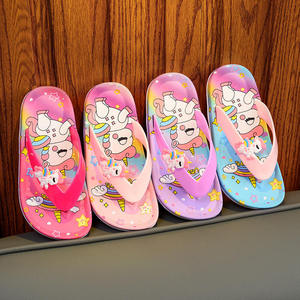 <span class=keywords><strong>Ciabatte</strong></span> estive per bambine con motivo a cavallo, stile principessa, suola morbida e leggera, per la spiaggia - Product Image 1