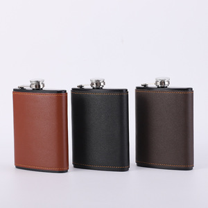 Cadeaux de fête de mariage 6oz 7oz Flacon à liqueur en acier inoxydable enveloppé de cuir PU <span class=keywords><strong>personnalisé</strong></span> pour whisky vin <span class=keywords><strong>alcool</strong></span> Conteneur de poche pour <span class=keywords><strong>alcool</strong></span> - Product Image 3