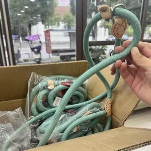 引っ張らないPロープトレーニング犬用リード、爆発防止、厚手、小型犬、中型犬、大型犬用、歩行用、しっかりしたパッド入り、ユニバーサル犬用チェーン - Product Image 3