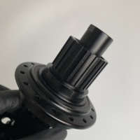 Moyeu arrière VTT KUZTM DHR2S4-SH 142 mm OLD, axe traversant 12 mm, 5 roulements étanches, 5 cliquets, 28/32/36H, frein à disque
