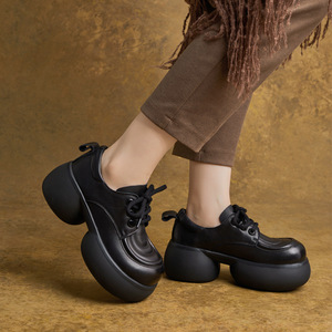 รองเท้าผ้าใบผู้ชายสไตล์เกาหลีญี่ปุ่นแบบเปิดนิ้วเท้า พื้นหนา มีเชือกผูก วัสดุ PU พื้นยางกันลื่น แห้งเร็ว เหมาะสำหรับกิจกรรมกลางแจ้ง - Product Image 3