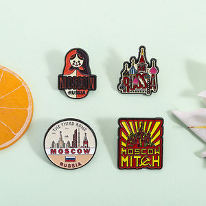 Mosca Russia smalto Pin Saint Basils cattedrale spilla risvolto <span class=keywords><strong>gioielli</strong></span> regalo per amici amanti dei viaggi e collezionisti - Product Image 2