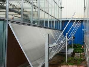 Serre en verre Venlo moderne prix bon marché de concombres de tomates végétales belle et robuste, avec une résistance élevée au vent. - Product Image 3