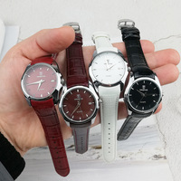 Montre pour femme personnalisée TPOFHS en quartz, étanche 30M, avec bracelet tendance, calendrier à cercles concentriques et boîtier en alliage de zinc