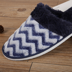 Pantuflas de Interior para Baño, de Felpa de Coral, Cerradas, Cómodas y de Alta Calidad, con Color Personalizado y Bordado, para Hoteles y Huéspedes - Product Image 3