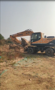 Excavadora Coreana de Ruedas Usadas Hyundai 210W-9 210W-7 210W 210 220LC-9s 220-9s 220 Segunda Mano 21t Buen Estado - Product Image 6