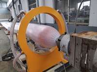 Automatische parel katoenmachine PE/polystyreen enkelvoudige schroef schuimdoek profiel apparatuur pomp hoge prestaties schuimmachine