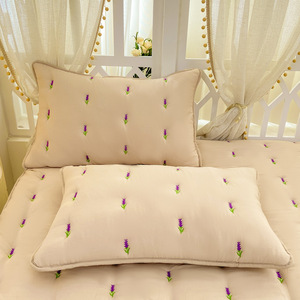 Set di Tre Pezzi per <span class=keywords><strong>Letto</strong></span> con Copriletto Trapuntato Ricamato Semplice, Coprimaterasso - Product Image 3