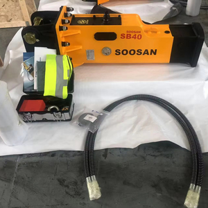 Soosan SB40 tipo caja silenciosa disponible, cuerpo principal con un año de garantía, kit de sellado para caja de repuesto, dos cinceles, kit de gas con dos mangueras. - Product Image 1
