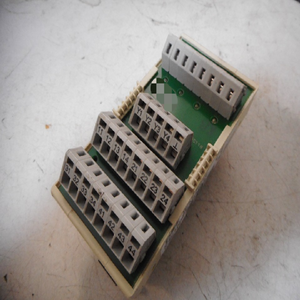 -- Interfaz Psen I1 para 2 o Interruptores de Límite 535110 - Product Image 1