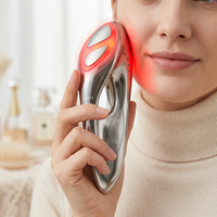 Thérapie par lumière rouge LED, microcourant pour le lifting du visage, tonification, booster anti-âge, outils de soin de la peau, appareil à technologie EMS, masseur vibrant