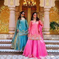 Ensemble Lehenga Choli brodé traditionnel pour femme, tenue ethnique longue, idéal pour mariage et festivals, en coton extensible et coupe ample