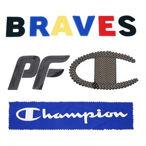 Étiquettes en silicone thermocollantes fournies par le fabricant, logos en silicone 3D surélevés personnalisés, soudure haute fréquence pour vêtements - Product Image 3