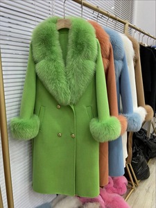 Abrigos largos de Cachemira con cinturón para mujer, puños con cuello de piel auténtica, abrigos de Cachemira de lana verde manzana de alta calidad para mujer - Product Image 3