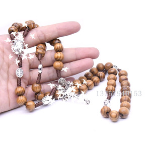 Collier de prière en bois fait main avec perles et pendentif croix en argent, bijou religieux unisexe, cadeau, origine Yiwu - Product Image 4