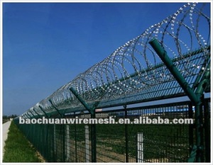 Cuộn dây thép gai concertina mạ kẽm chất lượng cao BTO-22 có răng cưa hình chữ thập - Product Image 2