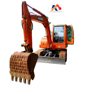 Machine de terrassement Doosan Dh70-7 d'occasion à prix avantageux à vendre, chargeuse sur pneus Doosan Dh70-7 - Product Image 1