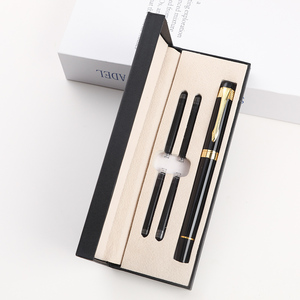 Set Regalo di <span class=keywords><strong>Penne</strong></span> <span class=keywords><strong>Stilografiche</strong></span> in Metallo di Alta Qualità, Penna di <span class=keywords><strong>Lusso</strong></span> per Firme Executive con Logo Personalizzato e Confezione Regalo - Product Image 3