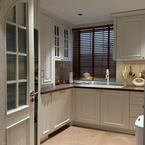 Ensemble de <span class=keywords><strong>cuisine</strong></span> modulaire classique YALIG en bois massif durable, <span class=keywords><strong>prix</strong></span> direct usine exclusif, aménagement personnalisé - Product Image 3