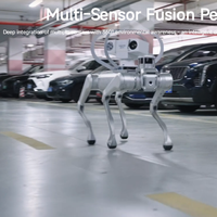 Robot chien industriel robuste pour l'inspection, la sécurité, le sauvetage et les opérations en extérieur Y1