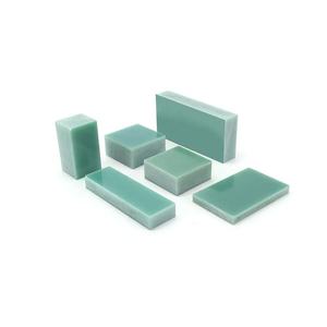 Tablero de resina epoxi FR4 G10 personalizado New Energy 3240 Hoja de aislamiento amarilla ignífuga 6KV Clasificación de fibra de vidrio - Product Image 5