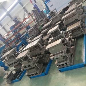 Fabbricazione di <span class=keywords><strong>stampi</strong></span> <span class=keywords><strong>per</strong></span> stampaggio progressivo in lamiera di qualità cinese, azienda di produzione di <span class=keywords><strong>stampi</strong></span> <span class=keywords><strong>per</strong></span> punzonatura - Product Image 6