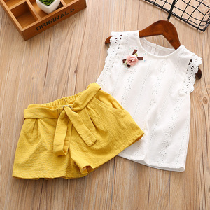 Camiseta con Costuras en Contraste y Pantalones Chino, Ropa Infantil de Algodón al por Mayor, Ropa Infantil de Boutique - Product Image 3