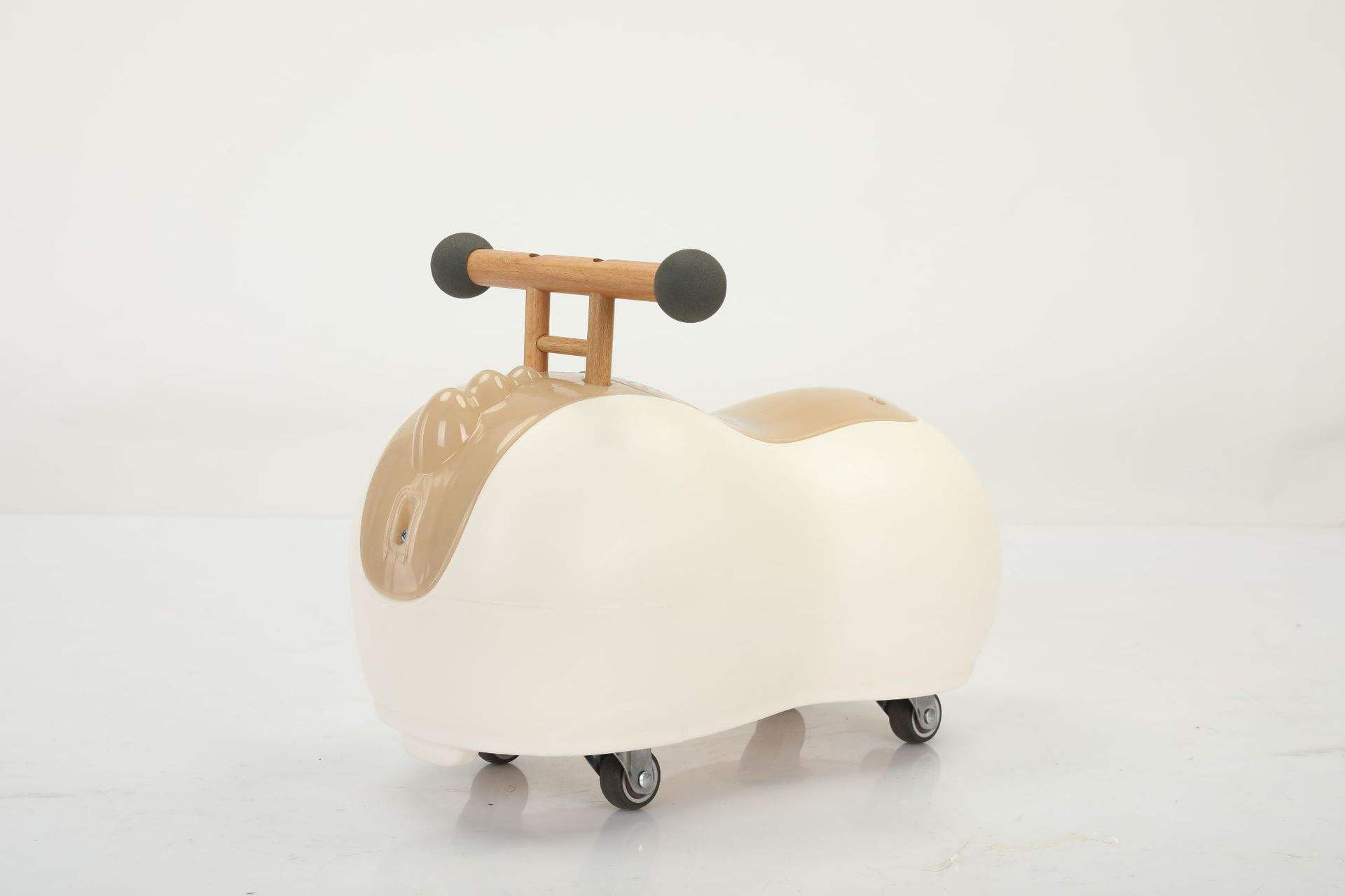 Beige sans musique ni éclairage