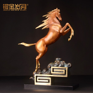 Escultura de Cobre y Oro: Nube Voladora y Caballo Auspicioso, Hecha a Mano, Adorno Artístico para Sala de Estar - Product Image 5