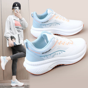 Chaussures de sport pour femmes légères et respirantes avec logo personnalisé en usine à bas prix - Product Image 1